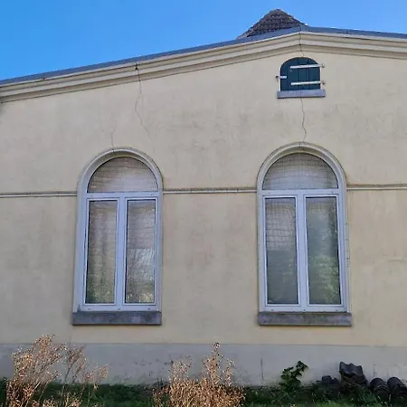 Gutshaus Mit Pool Und Minigolf-anlage Kletzin