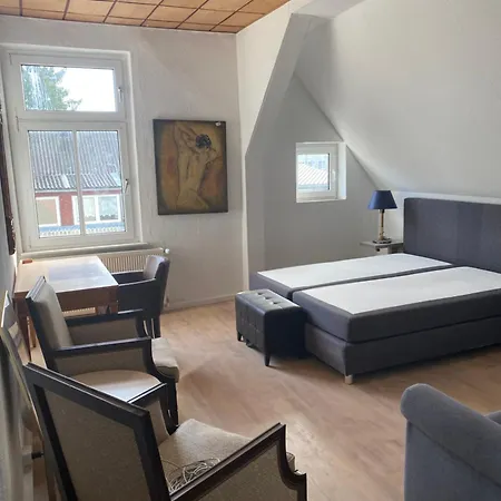 Gutshaus Mit Pool Und Minigolf-anlage * Kletzin